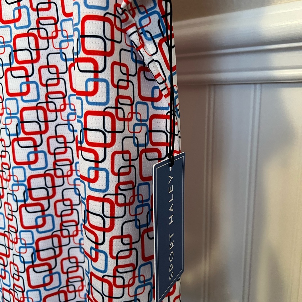Geometric and Skort - Picture 2 of 5